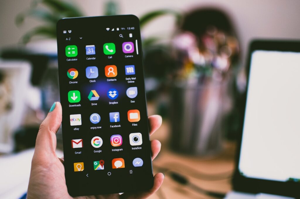 Cum să îți protejezi smartphone-ul