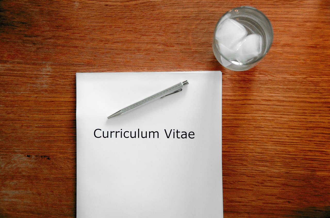 Ce este CV-ul Europass și cum se completează