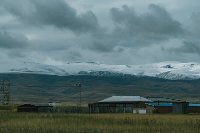 localităţile cele mai izolate ale planetei