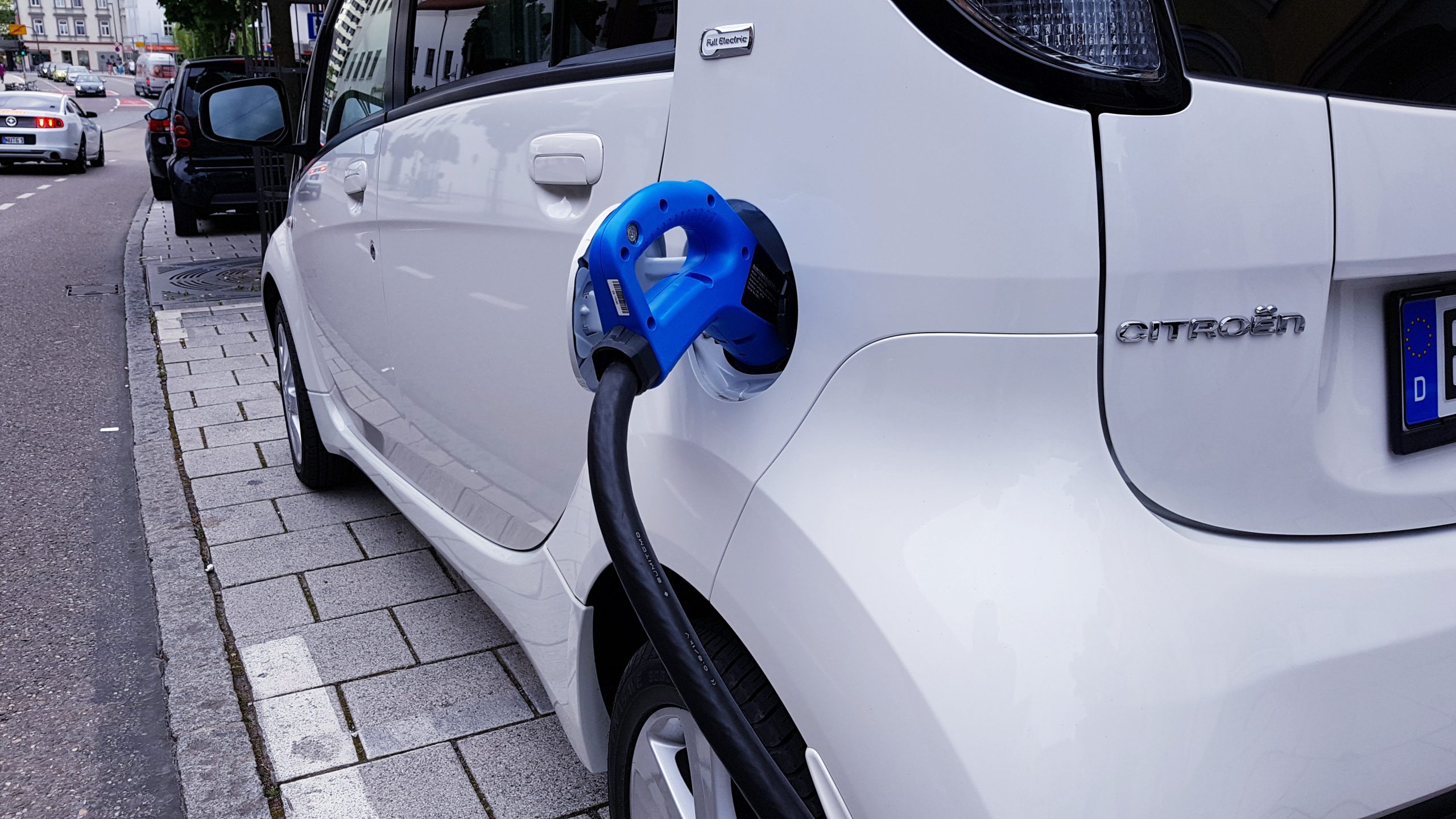 Cum alegi o mașină electrică în funcție de autonomie și stilul de condus