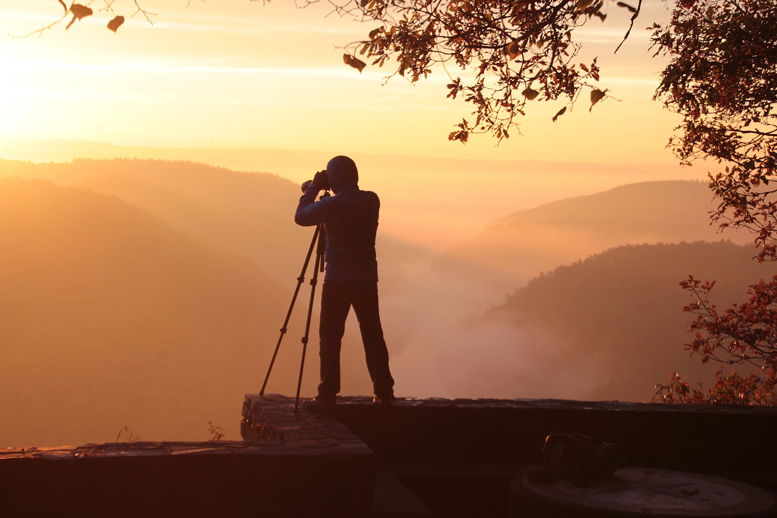 Cum alegi un trepied bun pentru fotografie și video cu aparate mirrorless